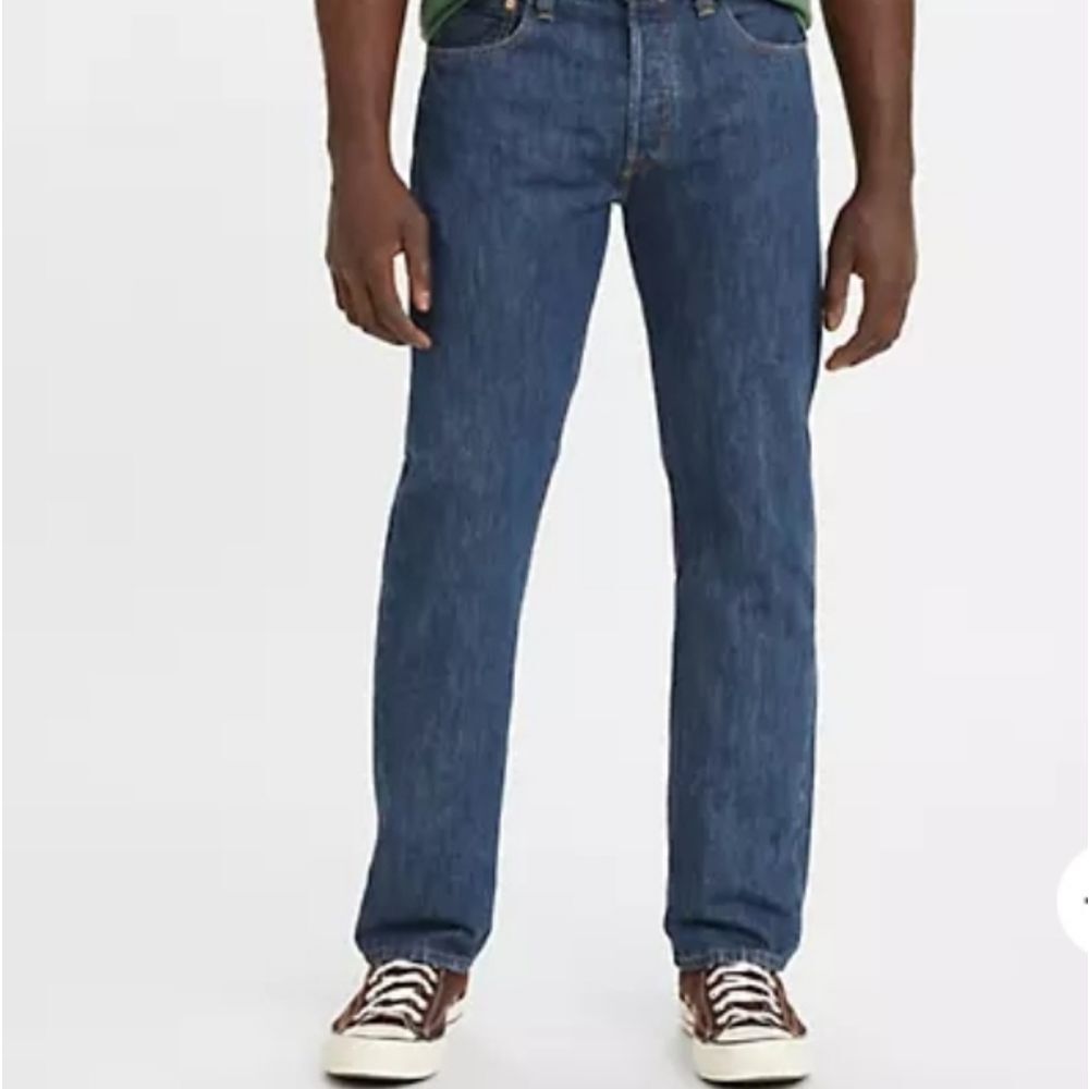 Levi's 501 dark wash jeans size 31x32
